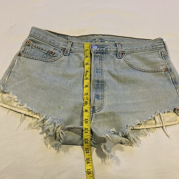 Levi’s 501 Denim Jean Shorts - Picture 2 of 7